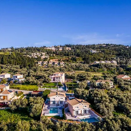 Elianthos Luxury Villa Tsoukaladhes
