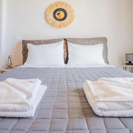 Elianthos Luxury Cukaládesz