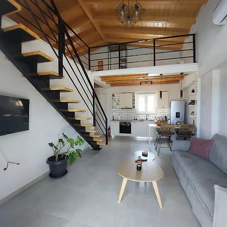 Elianthos Luxury Villa Tsoukaládhes