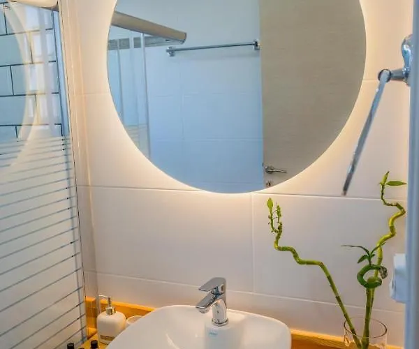 Elianthos Luxury Villa Tsoukaladhes