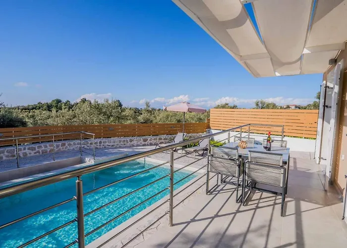 Вилла Elianthos Luxury