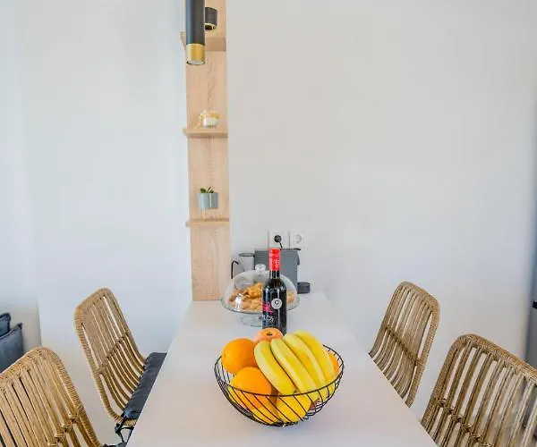 Вилла Elianthos Luxury *