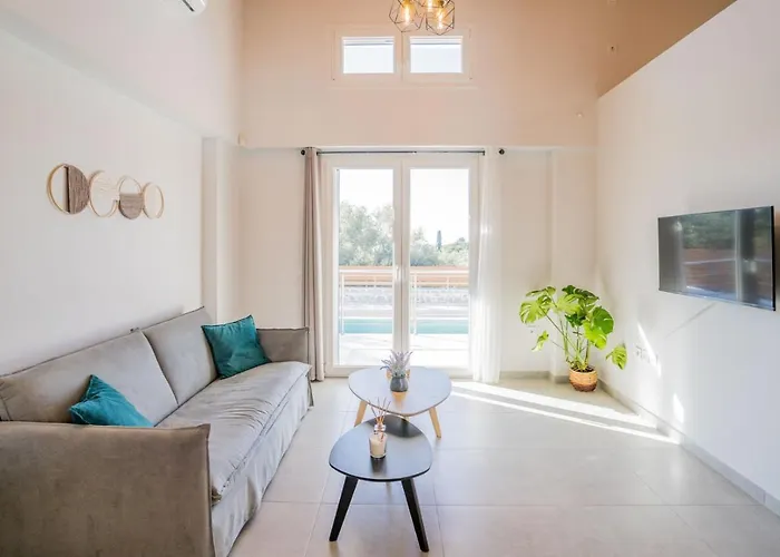 Villa Elianthos Luxury *